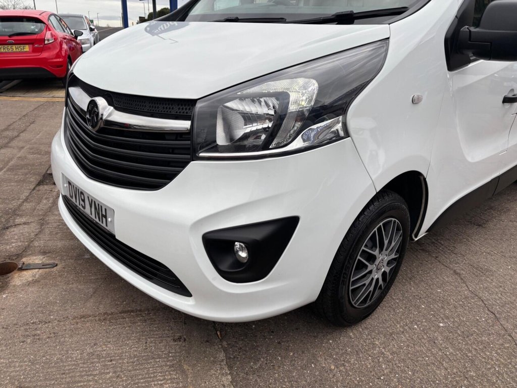 Used Vauxhall Vivaro 2019 for sale - 77631801: Photo 5