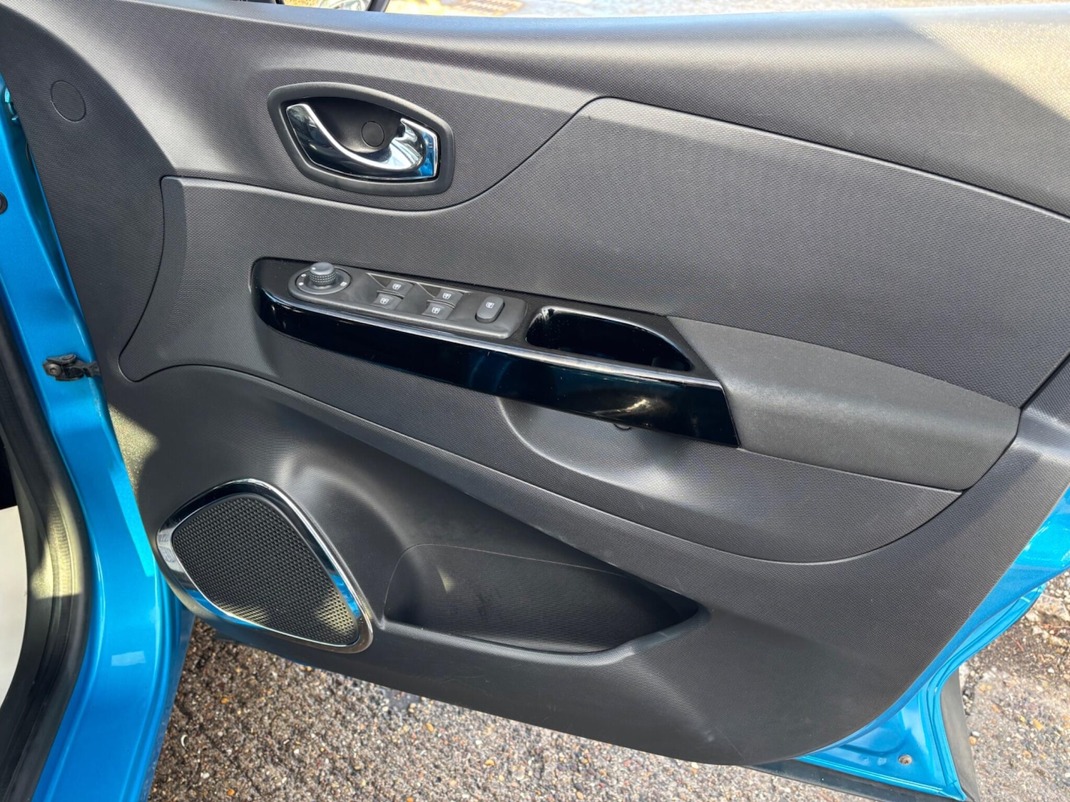 Used Renault Captur 2014 for sale - 76440709: Photo 17