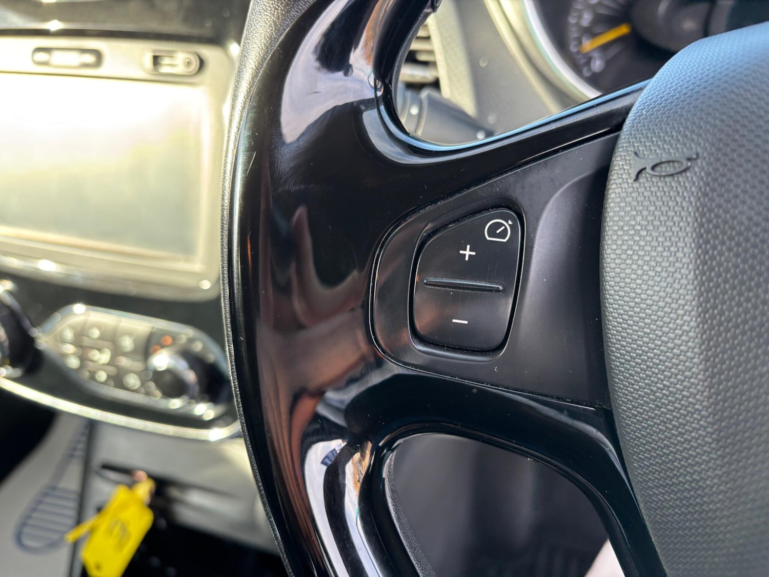 Used Renault Captur 2014 for sale - 76440709: Photo 27