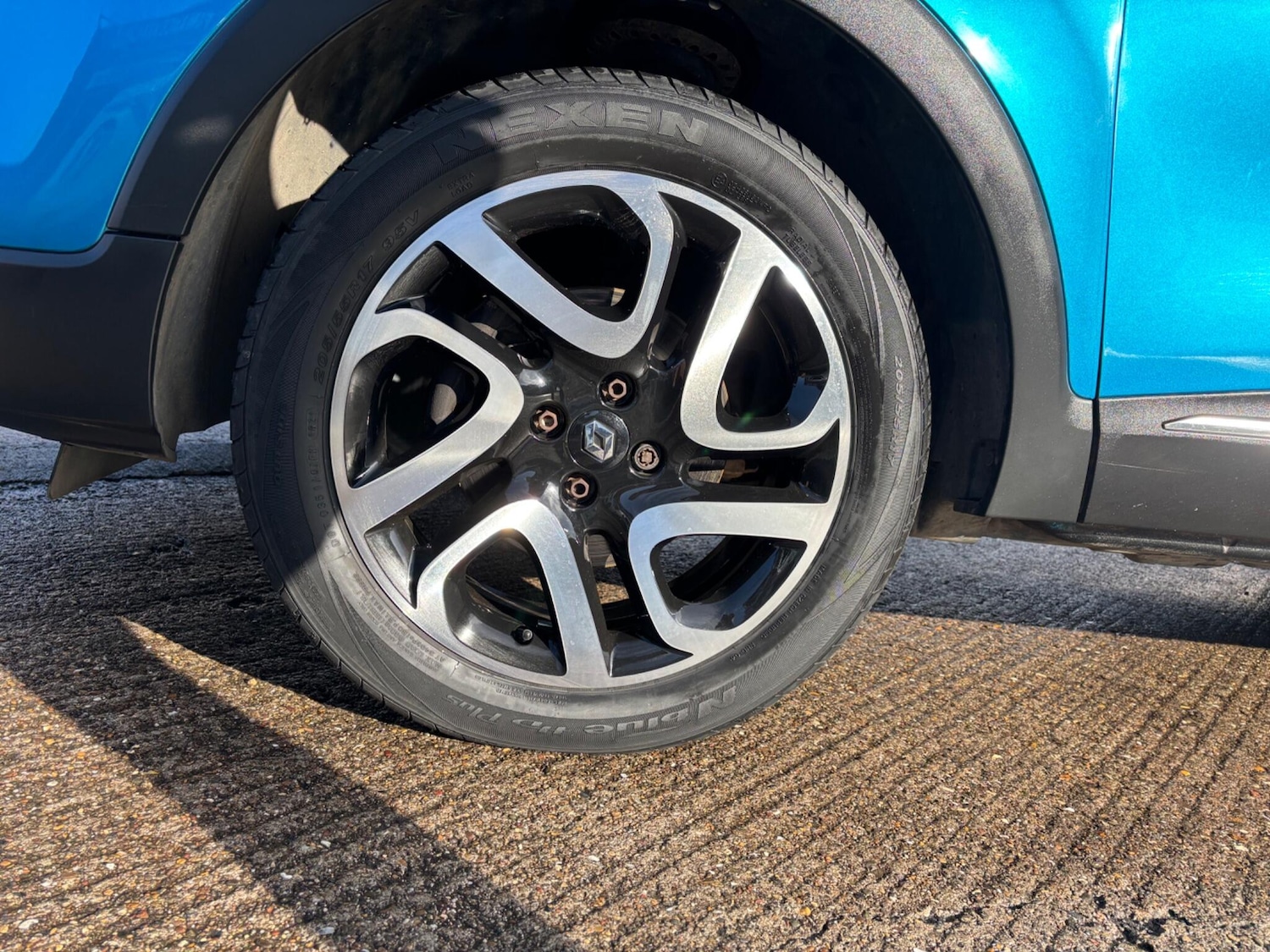 Used Renault Captur 2014 for sale - 76440709: Photo 4