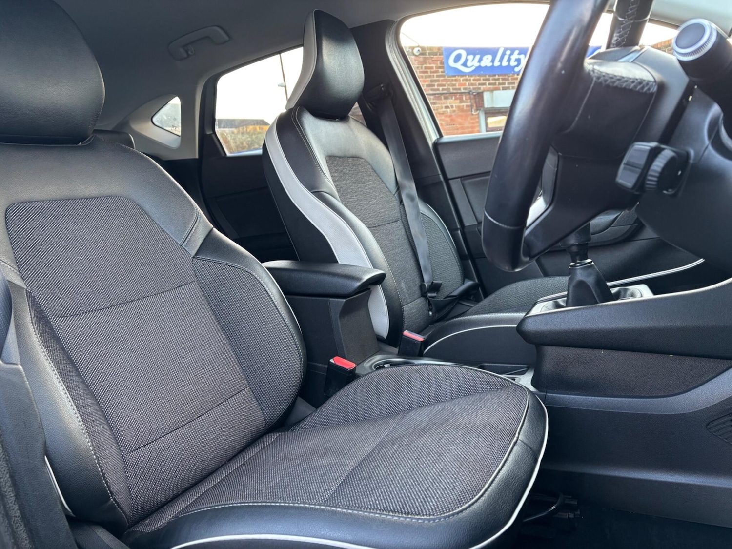 Used Renault Captur 2020 for sale - 76701793: Photo 16