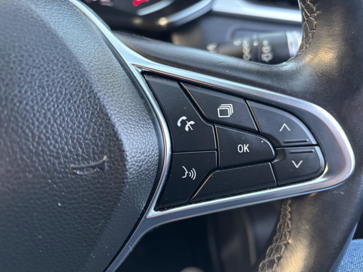 Used Renault Captur 2020 for sale - 76701793: Photo 31