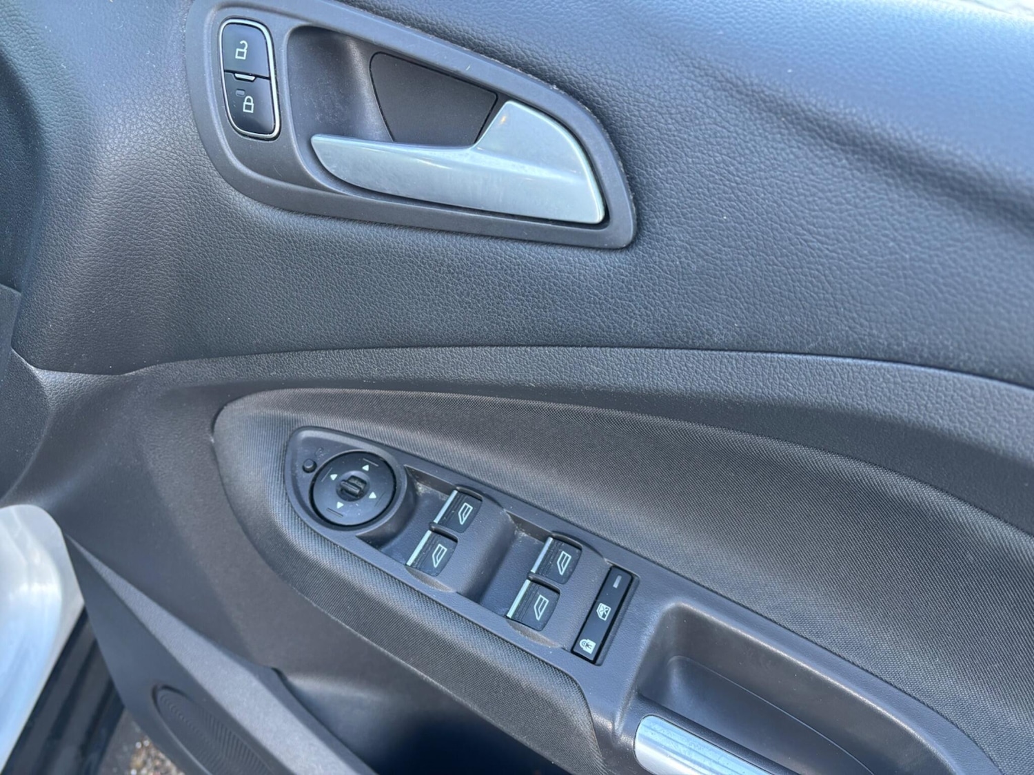 Used Ford C-Max 2017 for sale - 76657005: Photo 17