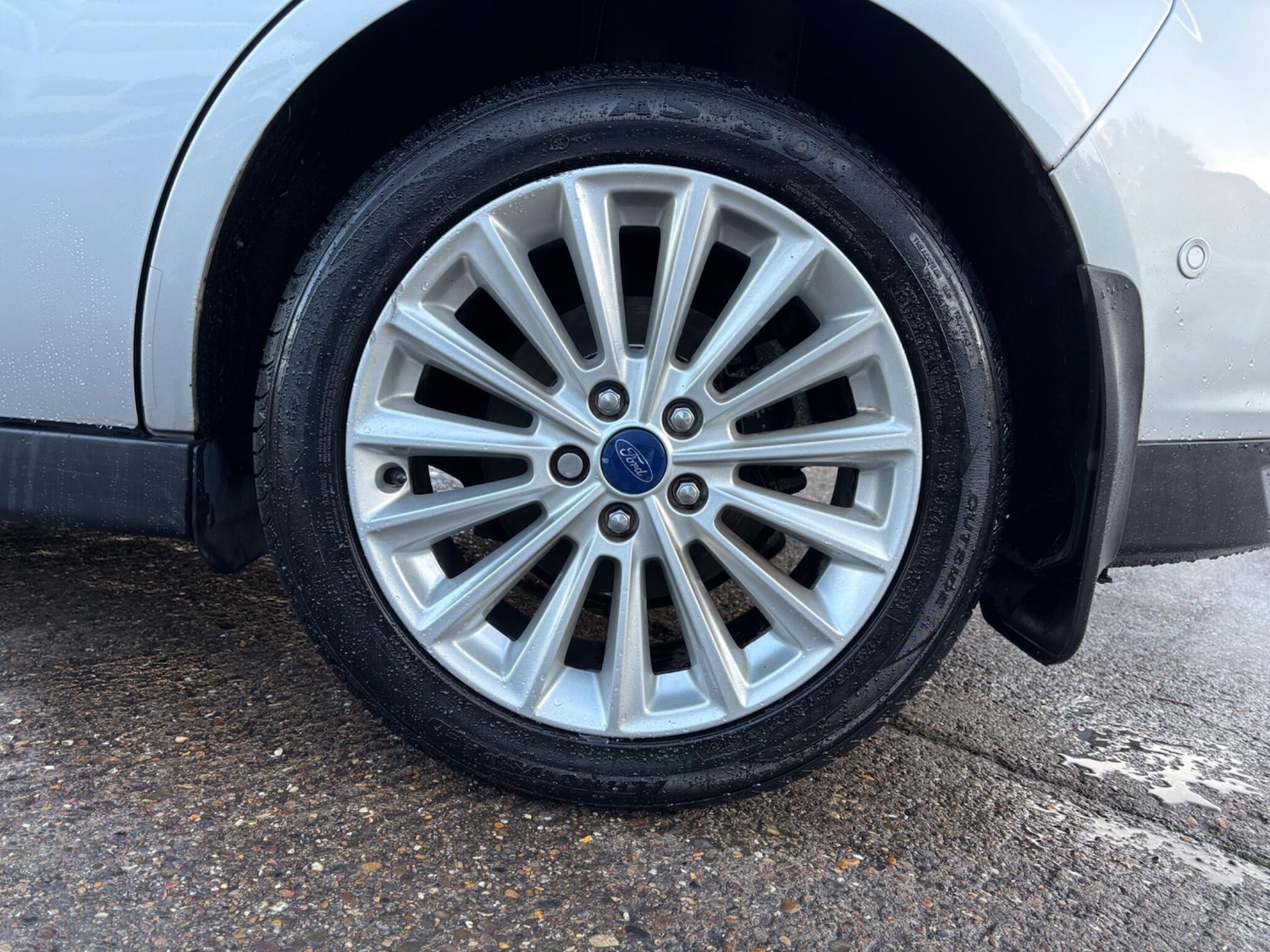 Used Ford C-Max 2017 for sale - 76657005: Photo 7