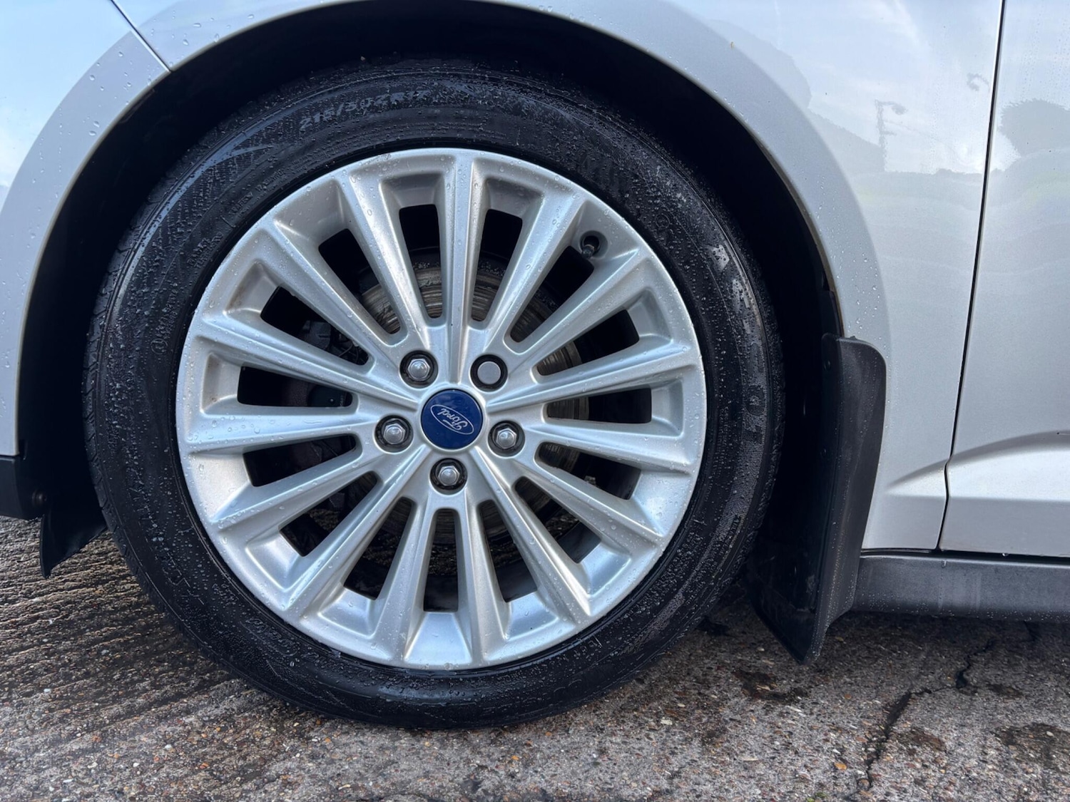 Used Ford C-Max 2017 for sale - 76657005: Photo 8