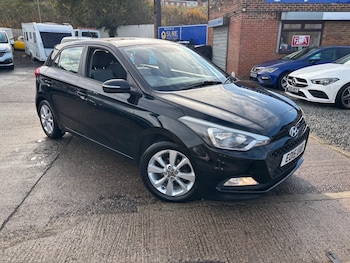 Used Hyundai i20 2015 for sale - 76440406: Photo