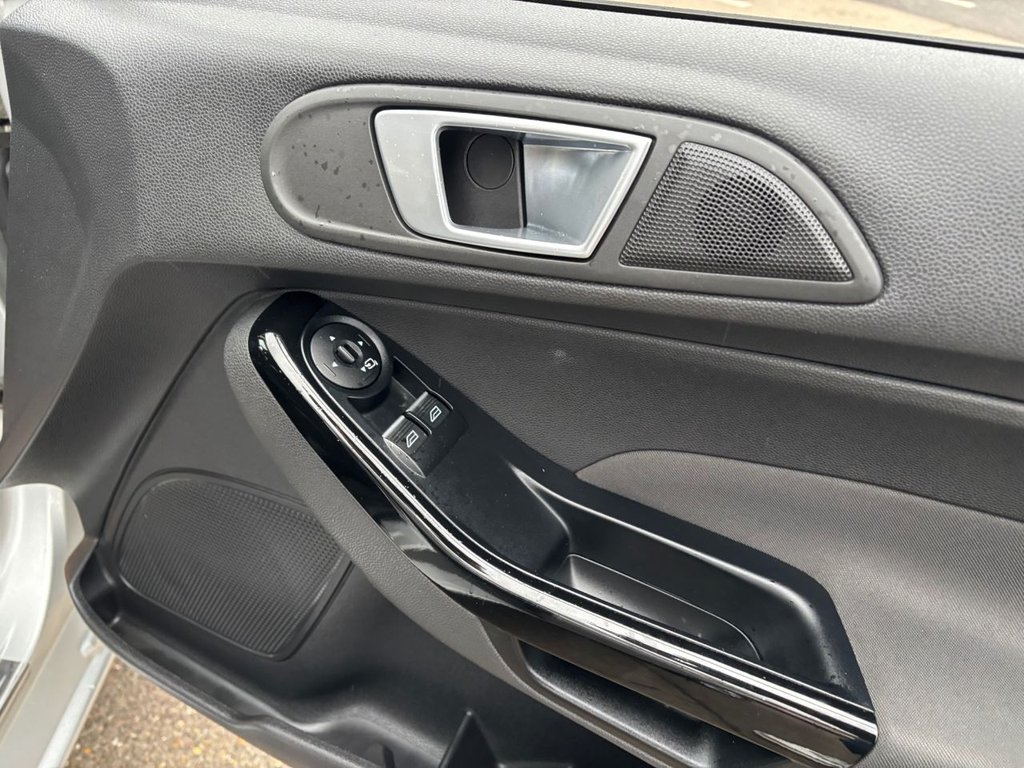 Used Ford Fiesta 2015 for sale - 77038443: Photo 19