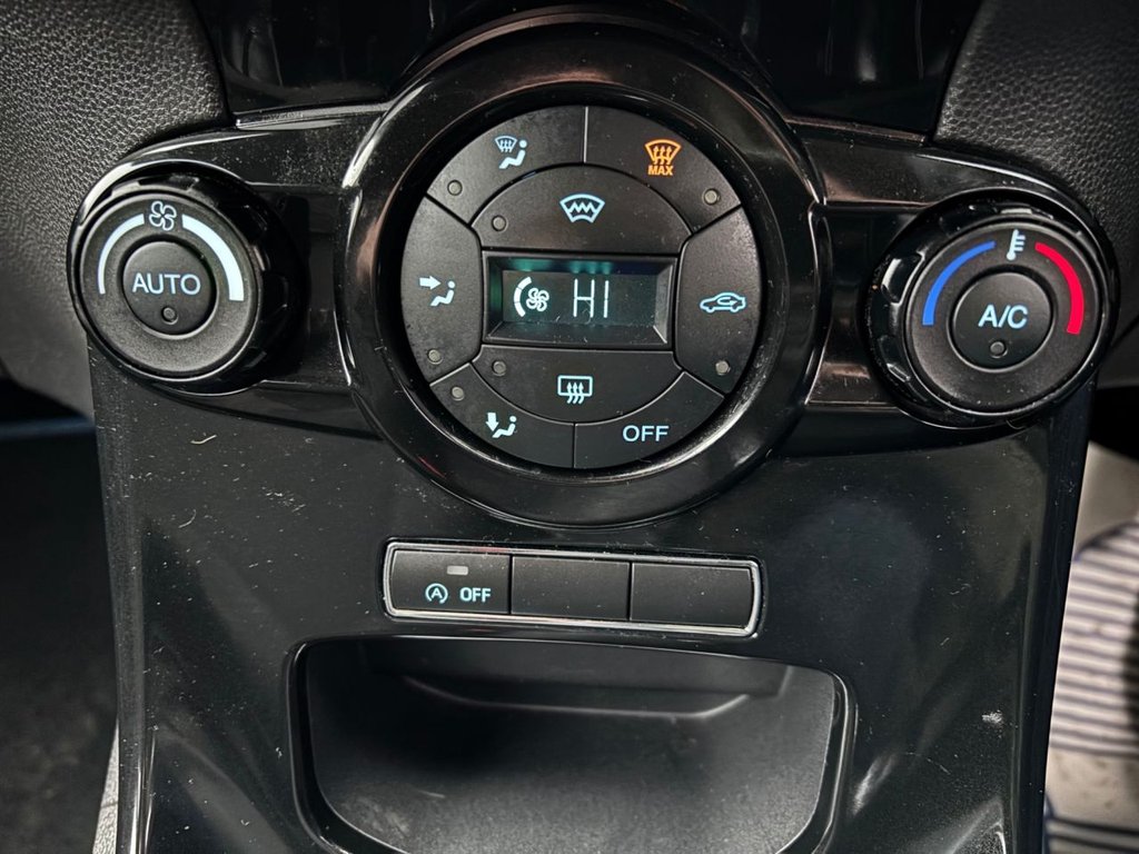 Used Ford Fiesta 2015 for sale - 77038443: Photo 31