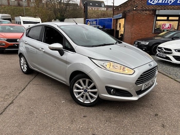 Used Ford Fiesta 2015 for sale - 77038443: Photo
