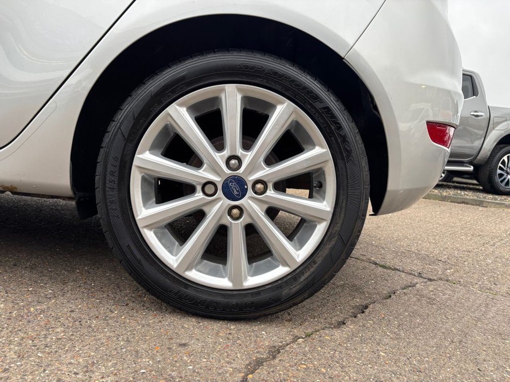 Used Ford Fiesta 2015 for sale - 77038443: Photo 5