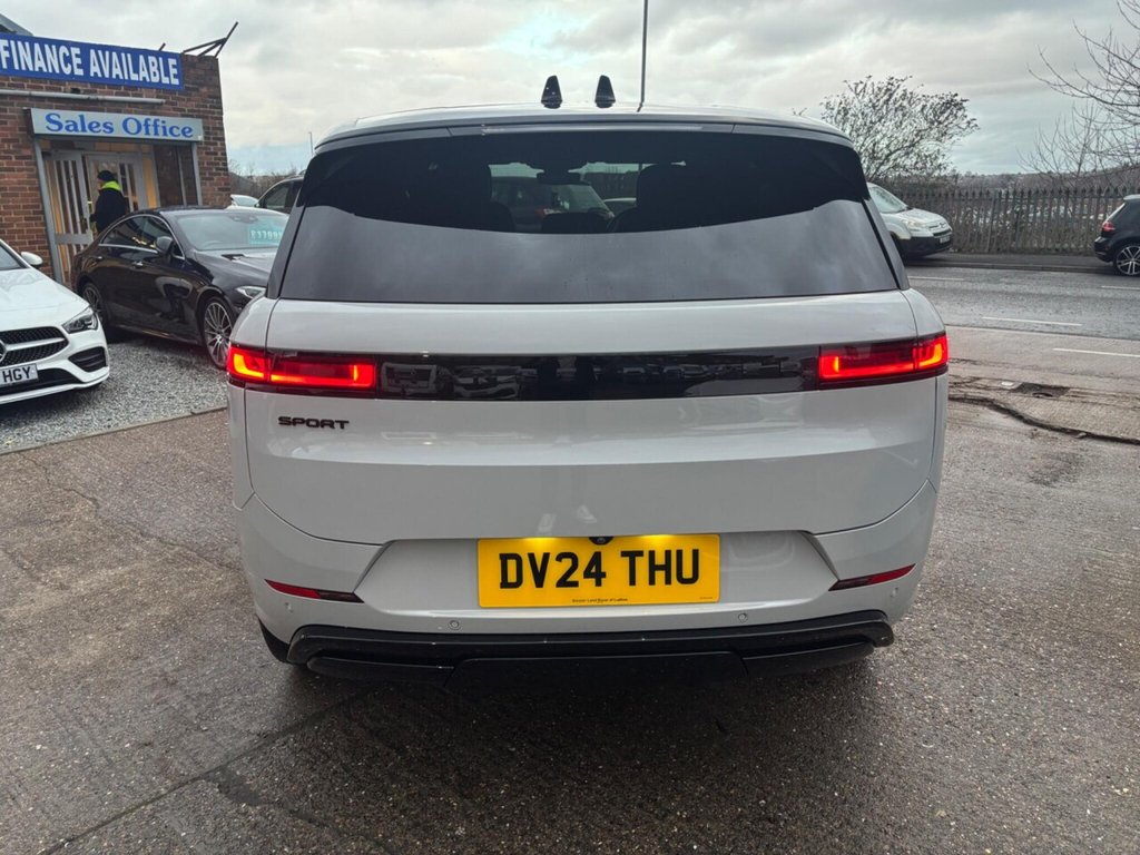 Used Land Rover Range Rover Sport 2024 for sale - 77967542: Photo 12