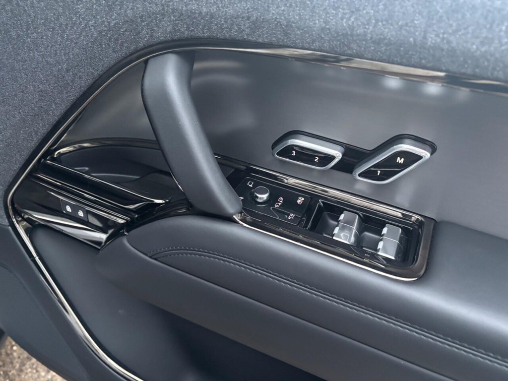 Used Land Rover Range Rover Sport 2024 for sale - 77967542: Photo 21