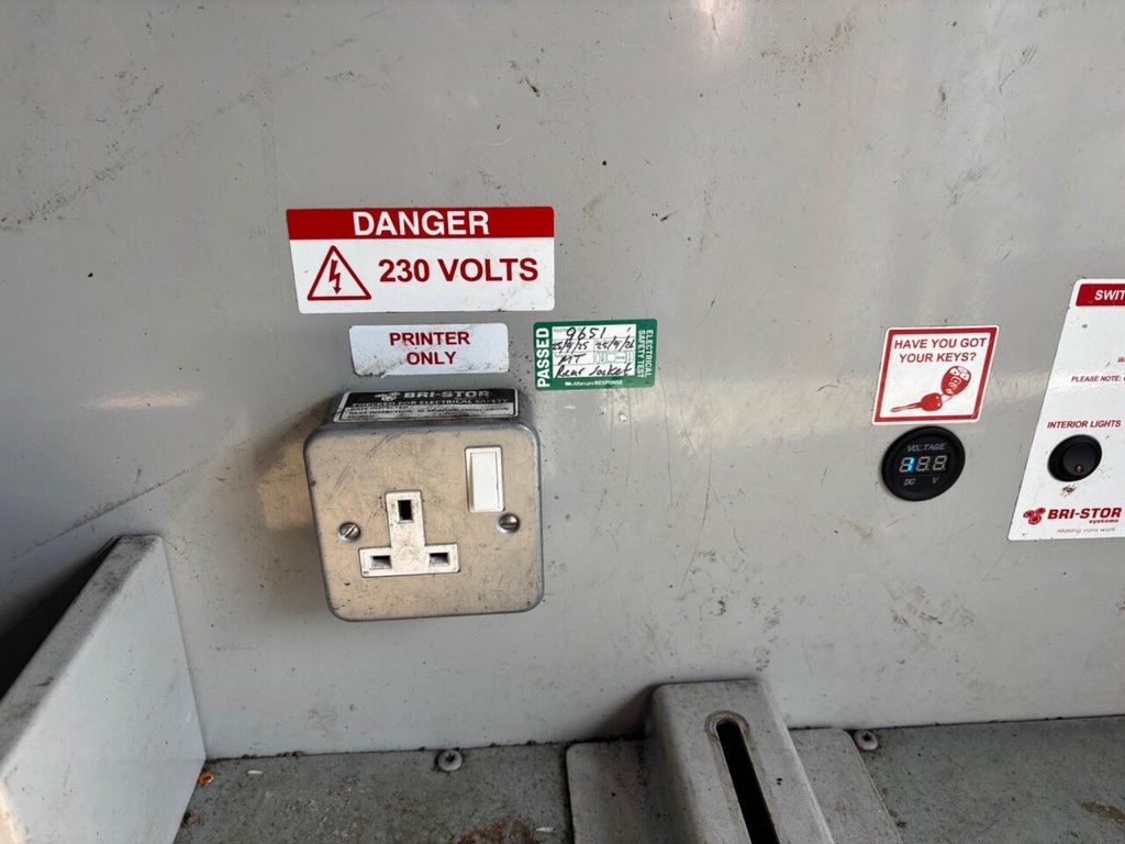 Used Ford Transit 2018 for sale - 78082754: Photo 23