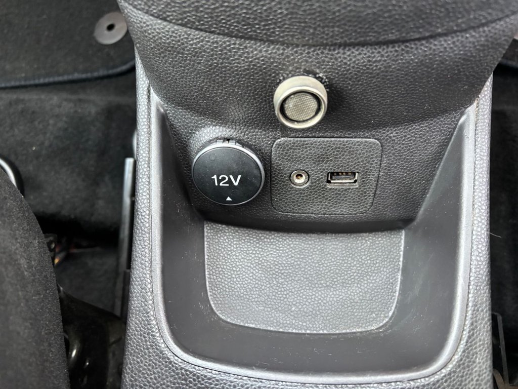 Used Ford Fiesta 2015 for sale - 77275999: Photo 22
