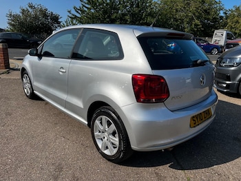 Used Volkswagen Polo 2010 for sale - 79266004: Photo