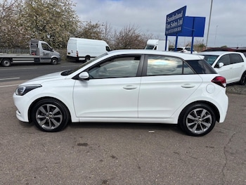 Used Hyundai i20 2016 for sale - 78382812: Photo
