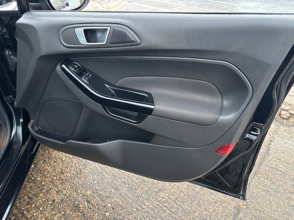 Used Ford Fiesta 2015 for sale - 77121795: Photo 20