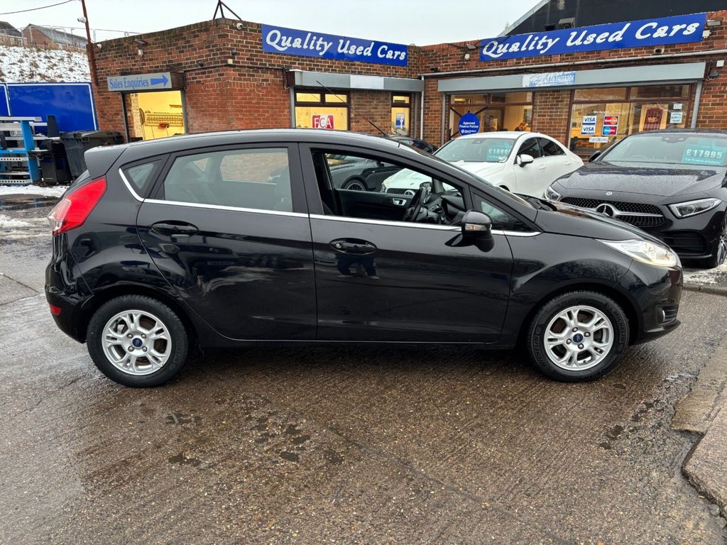 Used Ford Fiesta 2015 for sale - 77121795: Photo 4