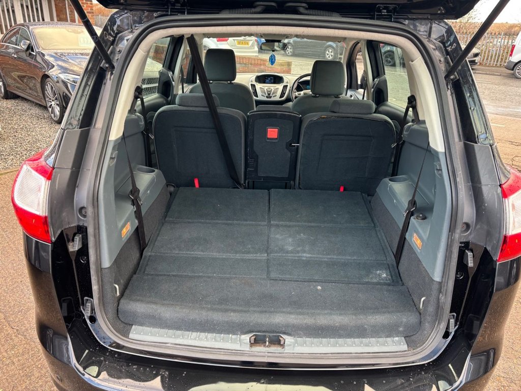 Used Ford Grand C-Max 2013 for sale - 76973747: Photo 17