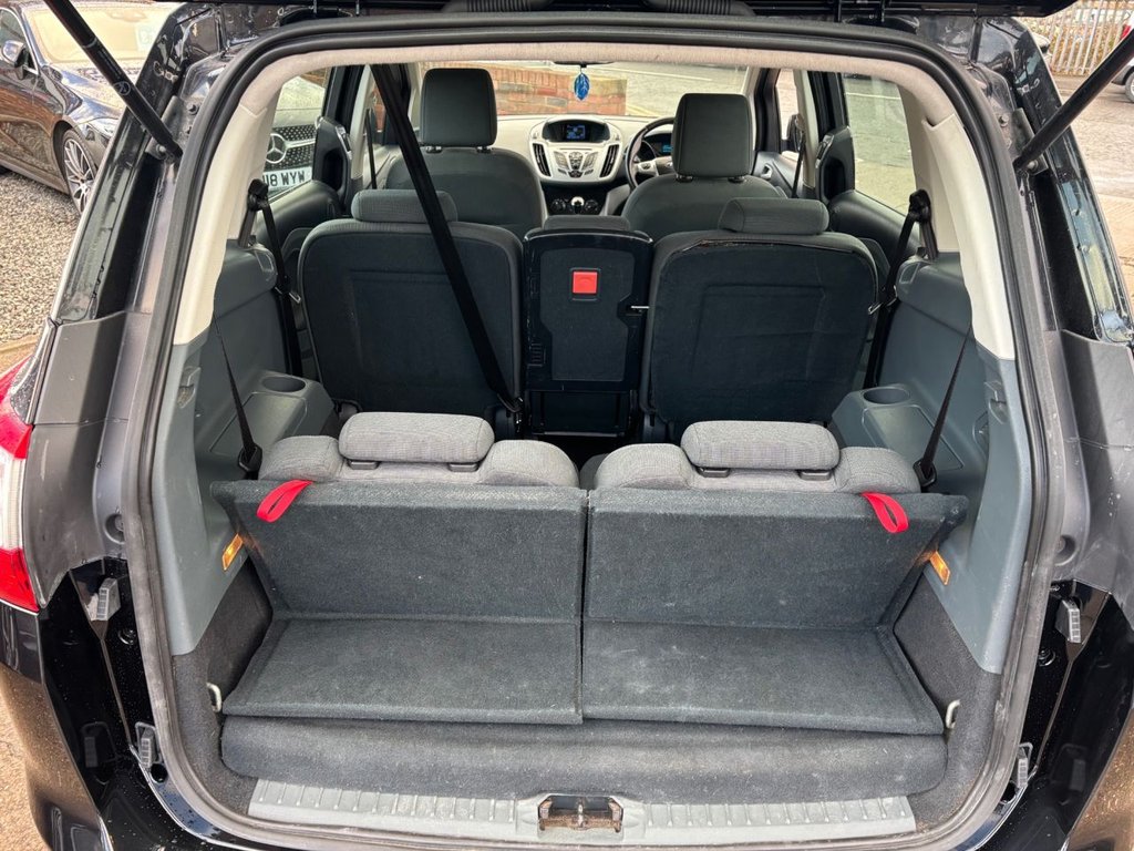 Used Ford Grand C-Max 2013 for sale - 76973747: Photo 18