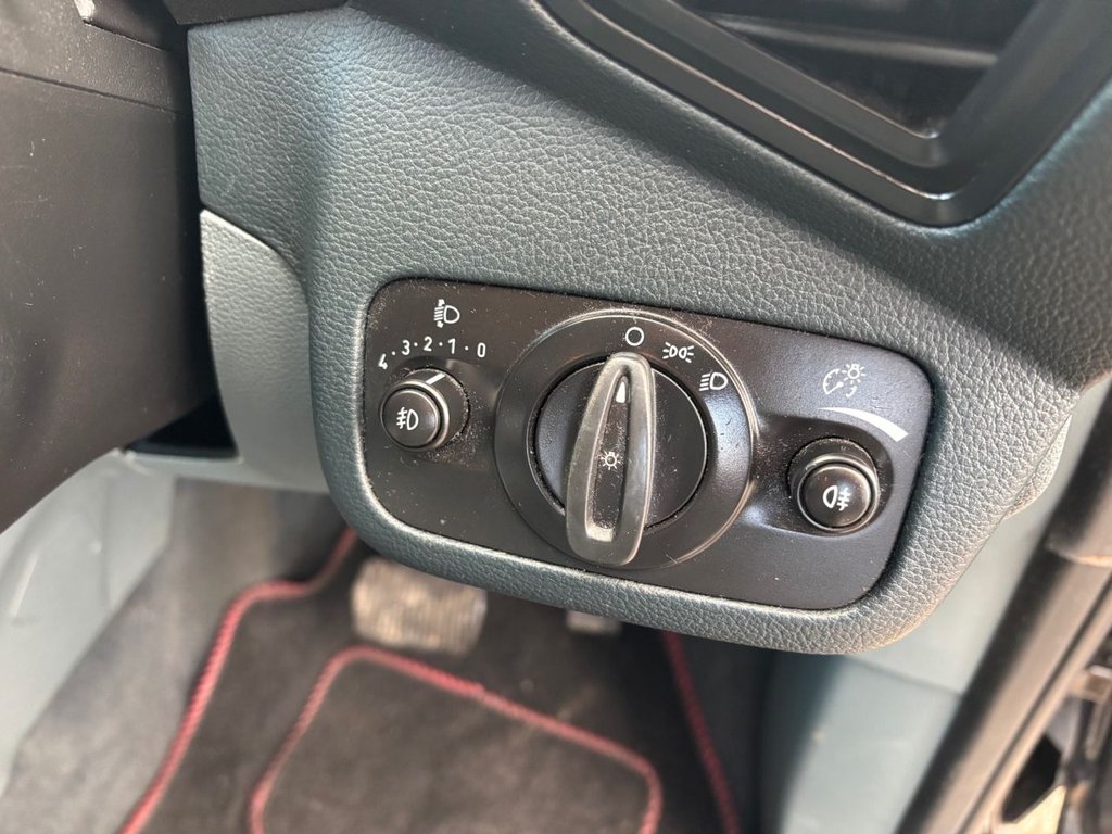 Used Ford Grand C-Max 2013 for sale - 76973747: Photo 25