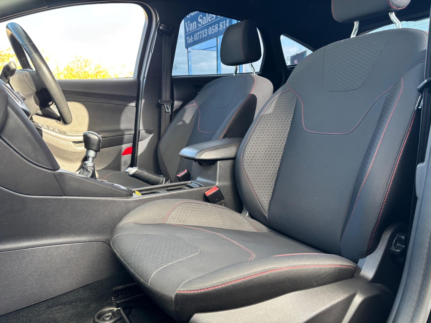 Used Ford Focus 2017 for sale - 76408682: Photo 28