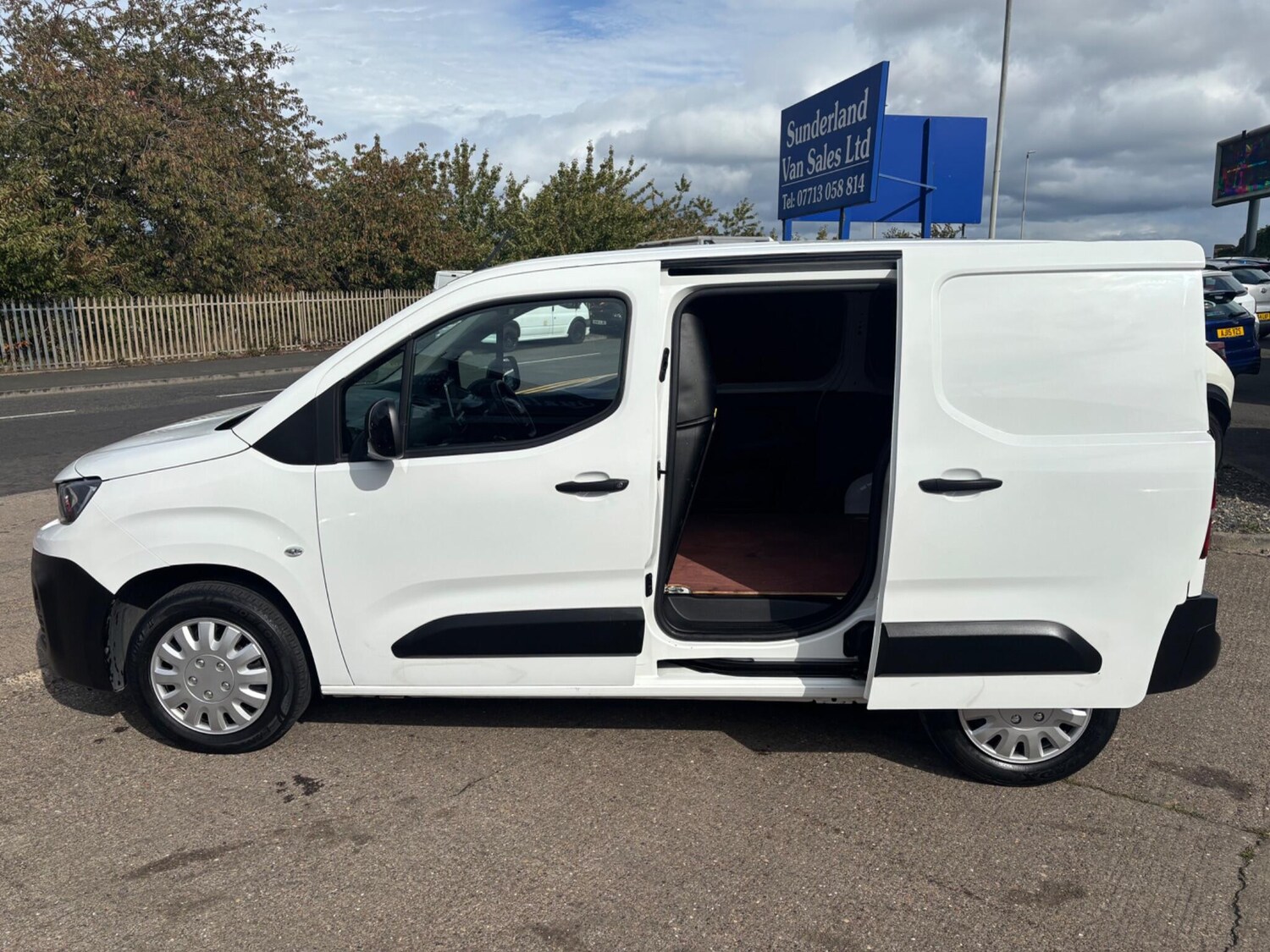 Used Peugeot Partner 2021 for sale - 76027109: Photo 22