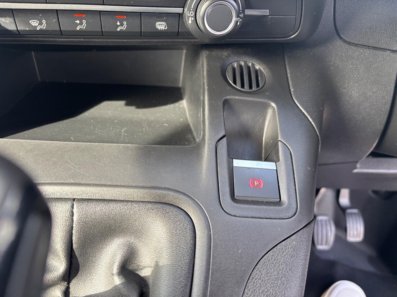 Used Peugeot Partner 2021 for sale - 76027109: Photo 26