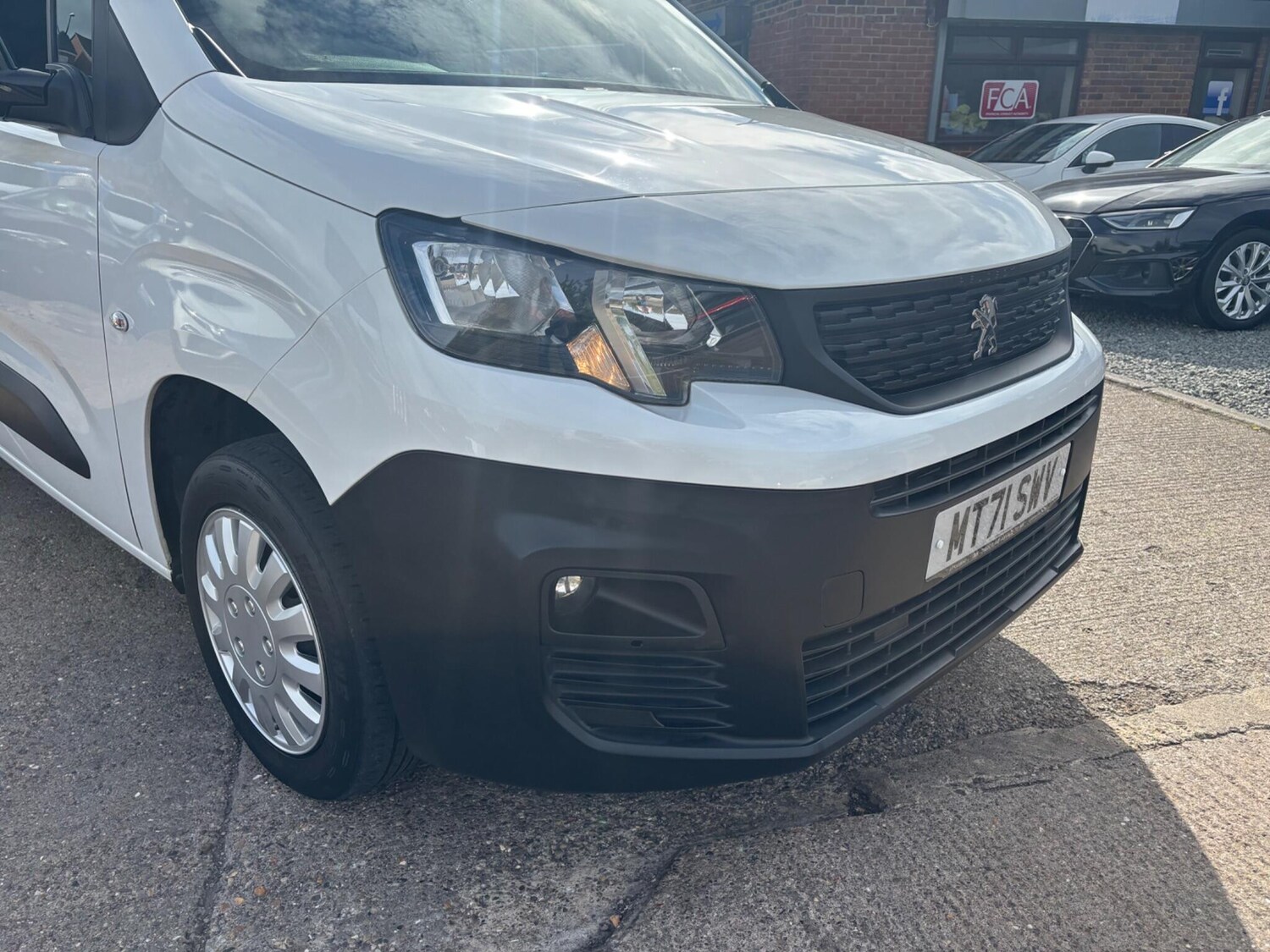 Used Peugeot Partner 2021 for sale - 76027109: Photo 8