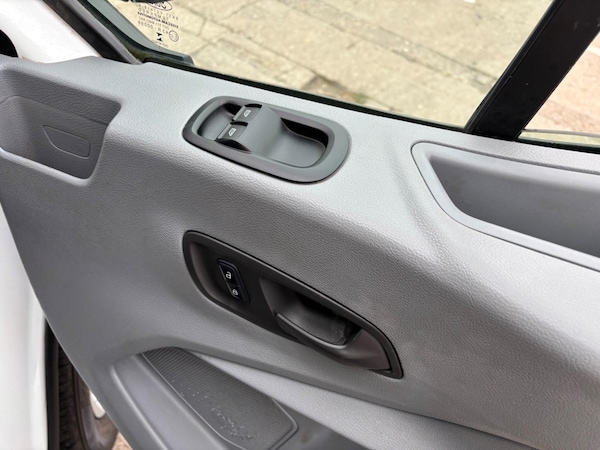 Used Ford Transit 2018 for sale - 76294848: Photo 11