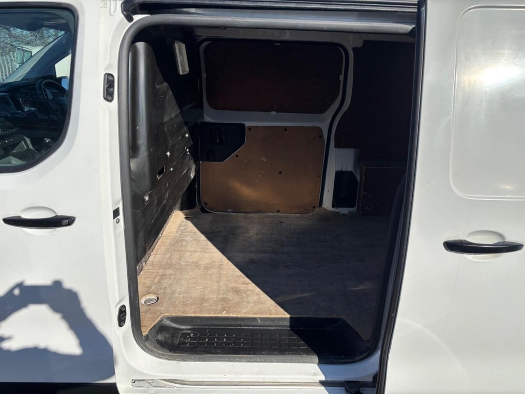 Used Peugeot Expert 2018 for sale - 77792187: Photo 16