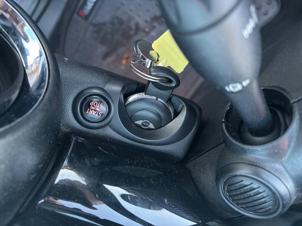 Used MINI Convertible 2015 for sale - 76945383: Photo 27