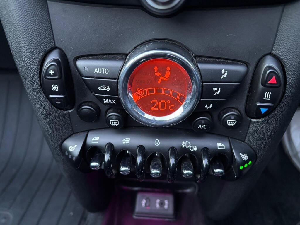 Used MINI Convertible 2015 for sale - 76945383: Photo 33