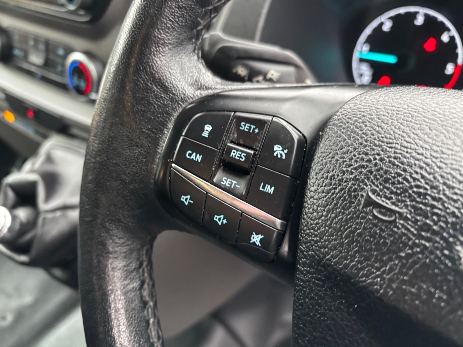 Used Ford Transit 2019 for sale - 76714862: Photo 36