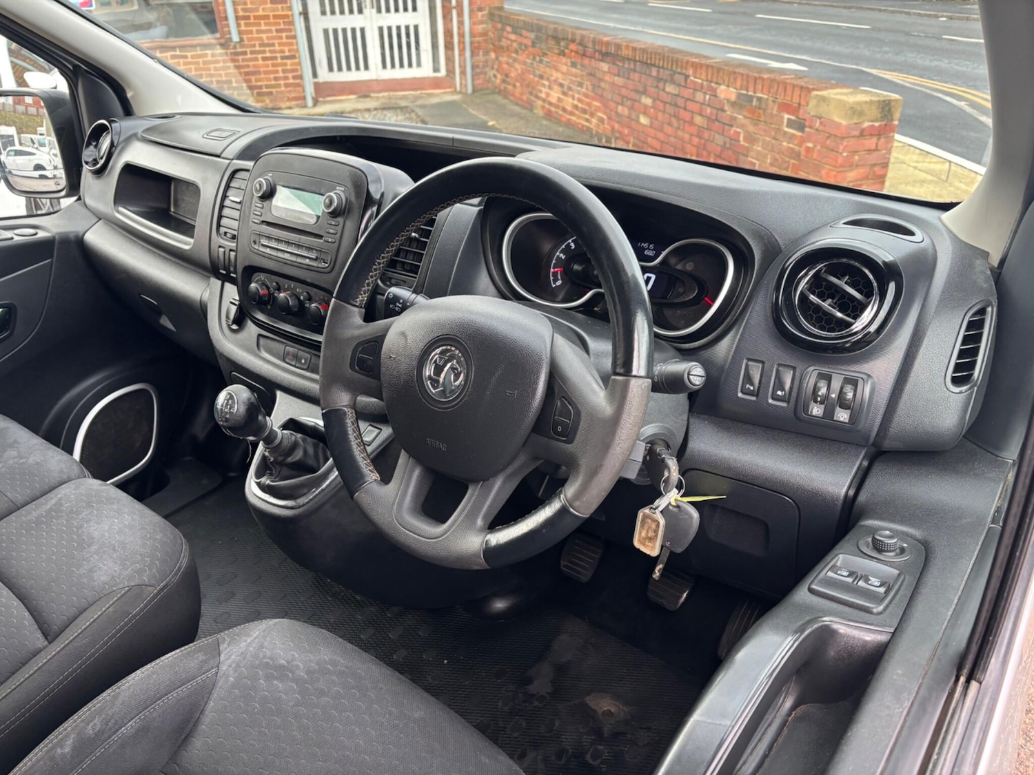 Used Vauxhall Vivaro 2018 for sale - 76689028: Photo 9