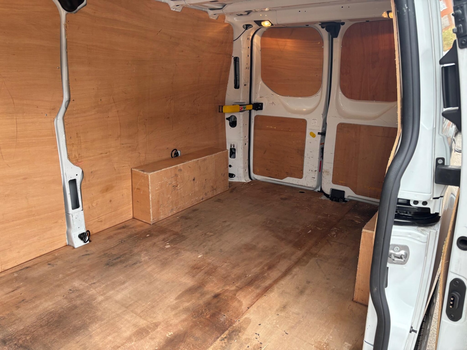 Used Ford Transit Custom 2022 for sale - 76370772: Photo 17