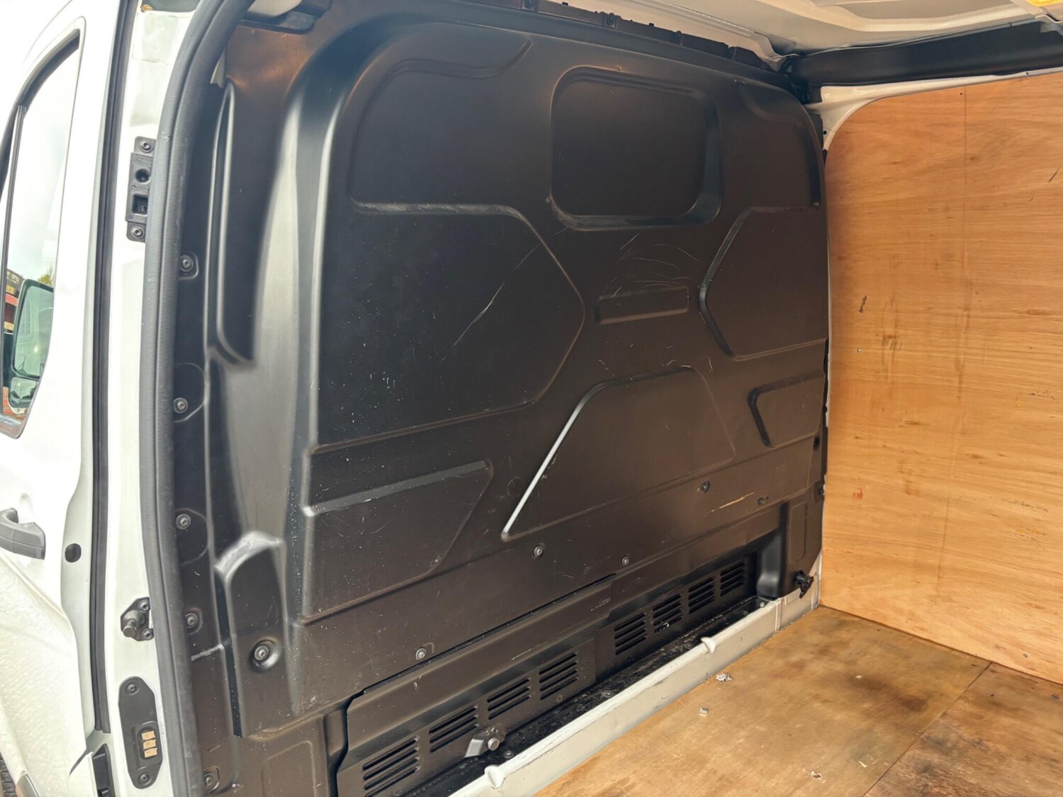 Used Ford Transit Custom 2022 for sale - 76370772: Photo 22