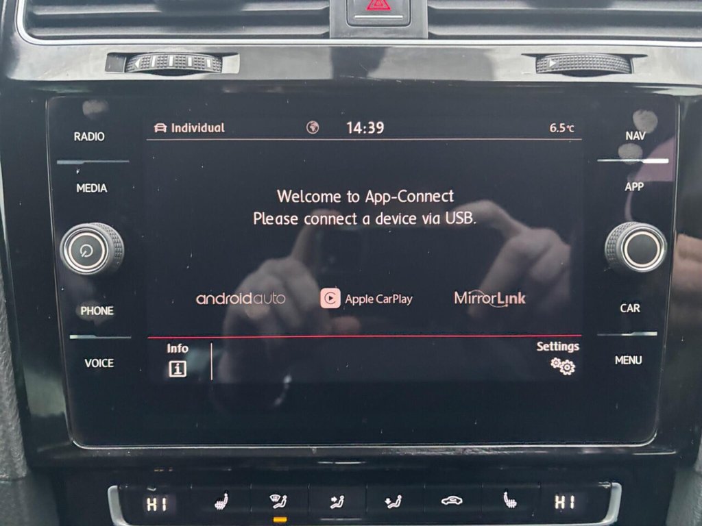 Used Volkswagen Golf 2018 for sale - 77507432: Photo 33