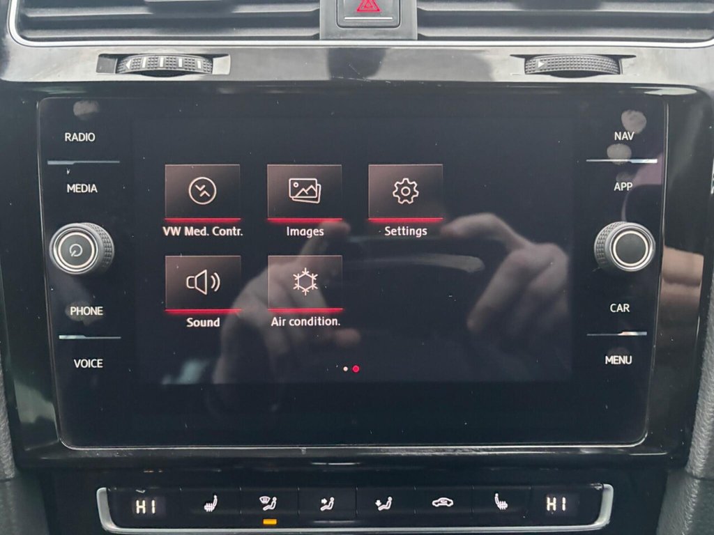 Used Volkswagen Golf 2018 for sale - 77507432: Photo 36