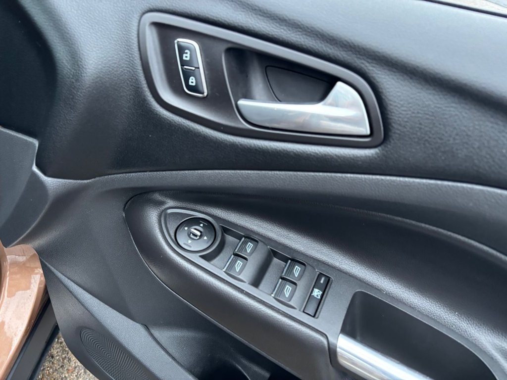 Used Ford Kuga 2014 for sale - 76986180: Photo 16