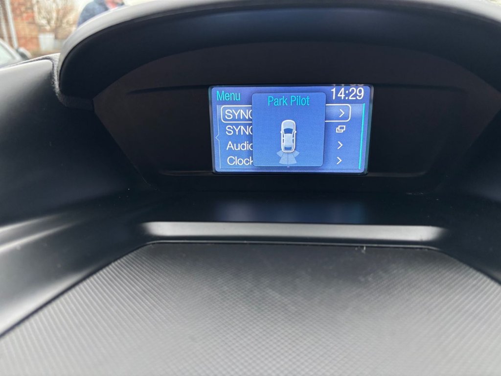 Used Ford Kuga 2014 for sale - 76986180: Photo 32