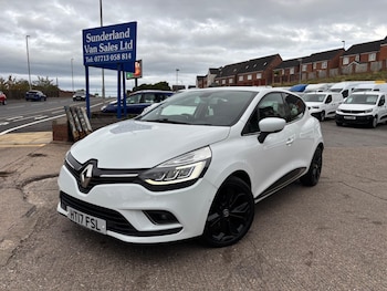Used Renault Clio 2017 for sale - 76201066: Photo