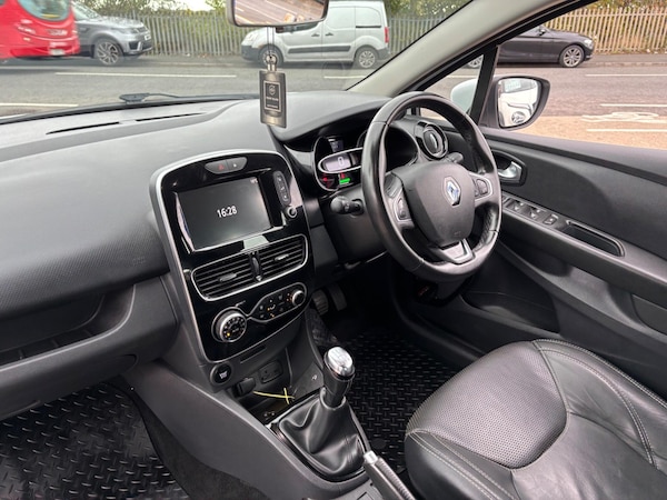 Used Renault Clio 2017 for sale - 76201066: Photo 21