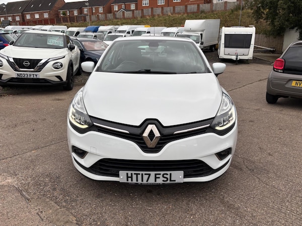 Used Renault Clio 2017 for sale - 76201066: Photo 2