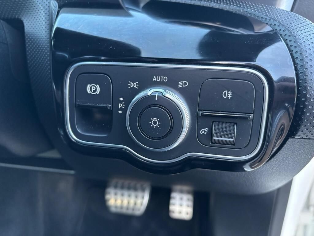 Used Mercedes-Benz CLA 2019 for sale - 76945358: Photo 25