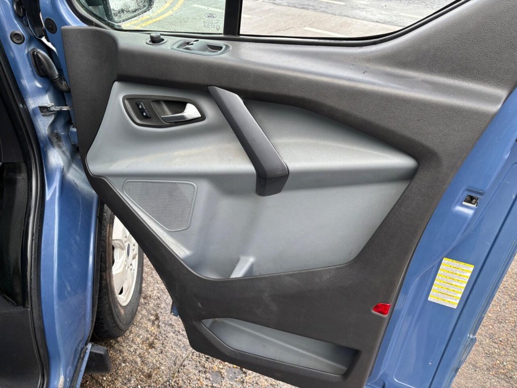 Used Ford Transit Custom 2015 for sale - 77547320: Photo 12