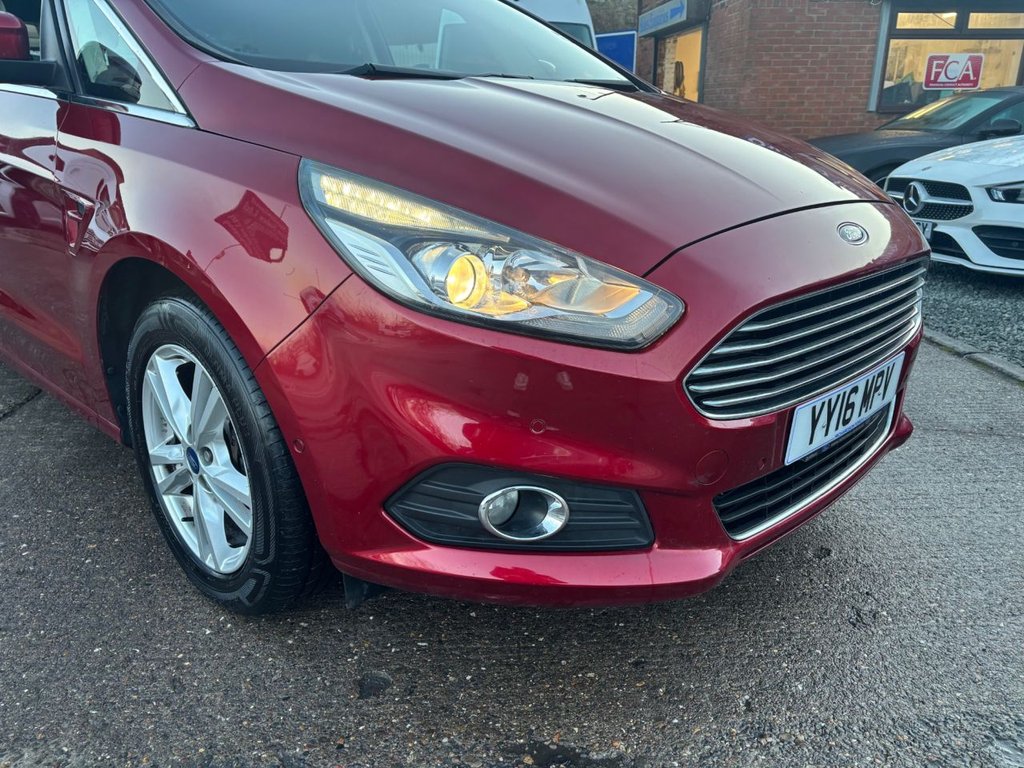 Used Ford S-Max 2016 for sale - 77250708: Photo 4