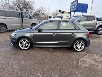 Used Audi A1 2012 for sale - 77693167: Photo