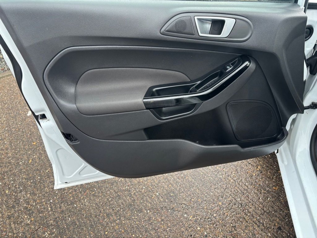 Used Ford Fiesta 2015 for sale - 77302820: Photo 21