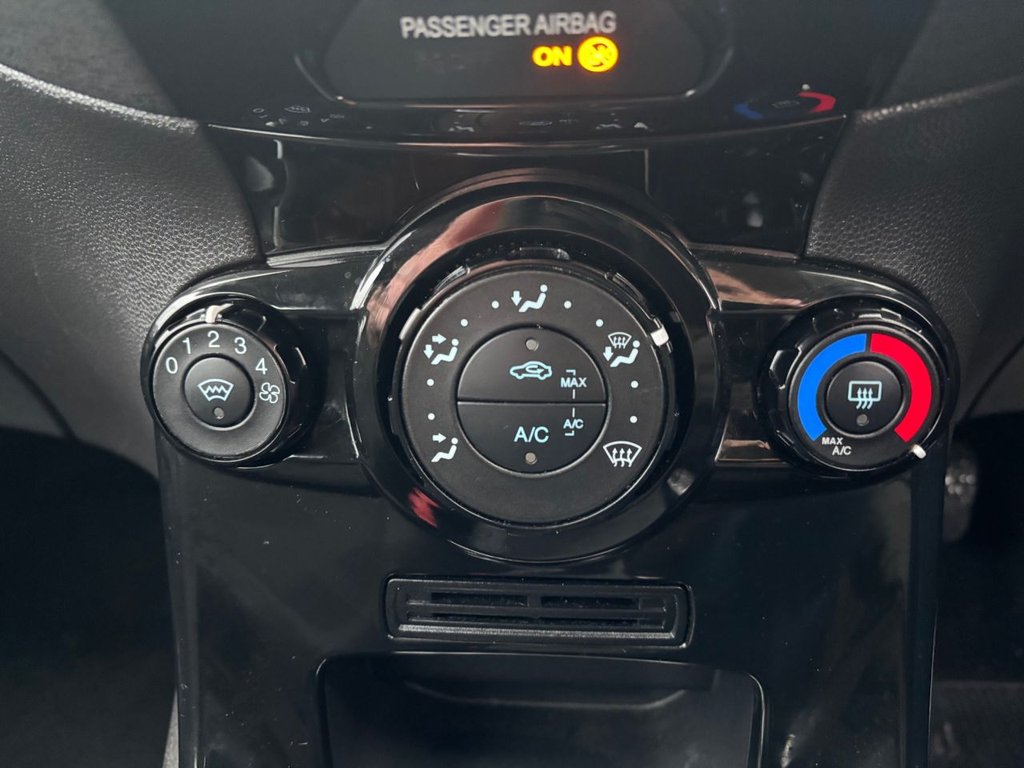 Used Ford Fiesta 2015 for sale - 77302820: Photo 28